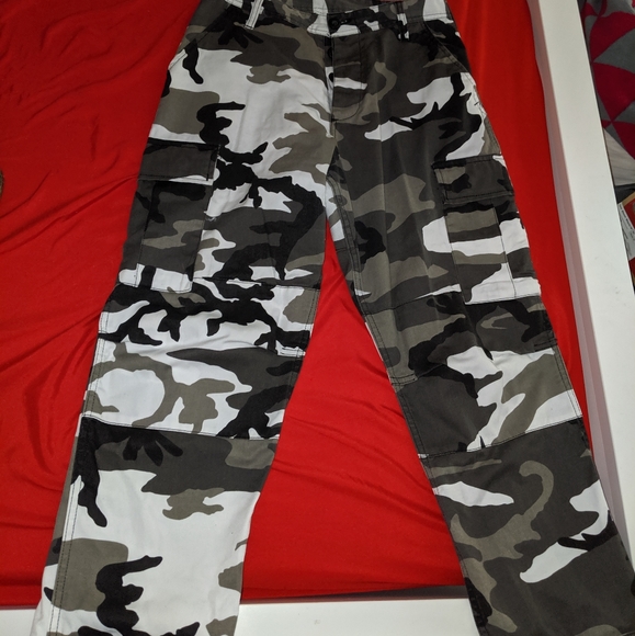 SOLD - Picture 1 of 2